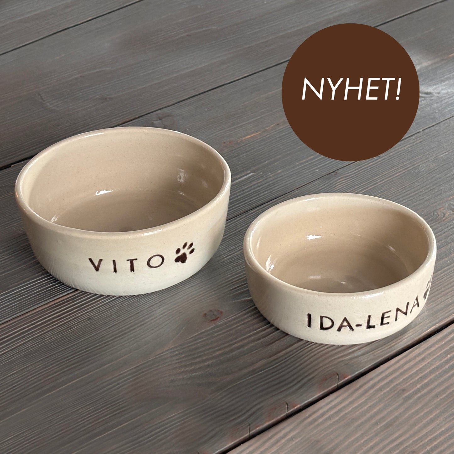 Drejade djurmatskålar med namn